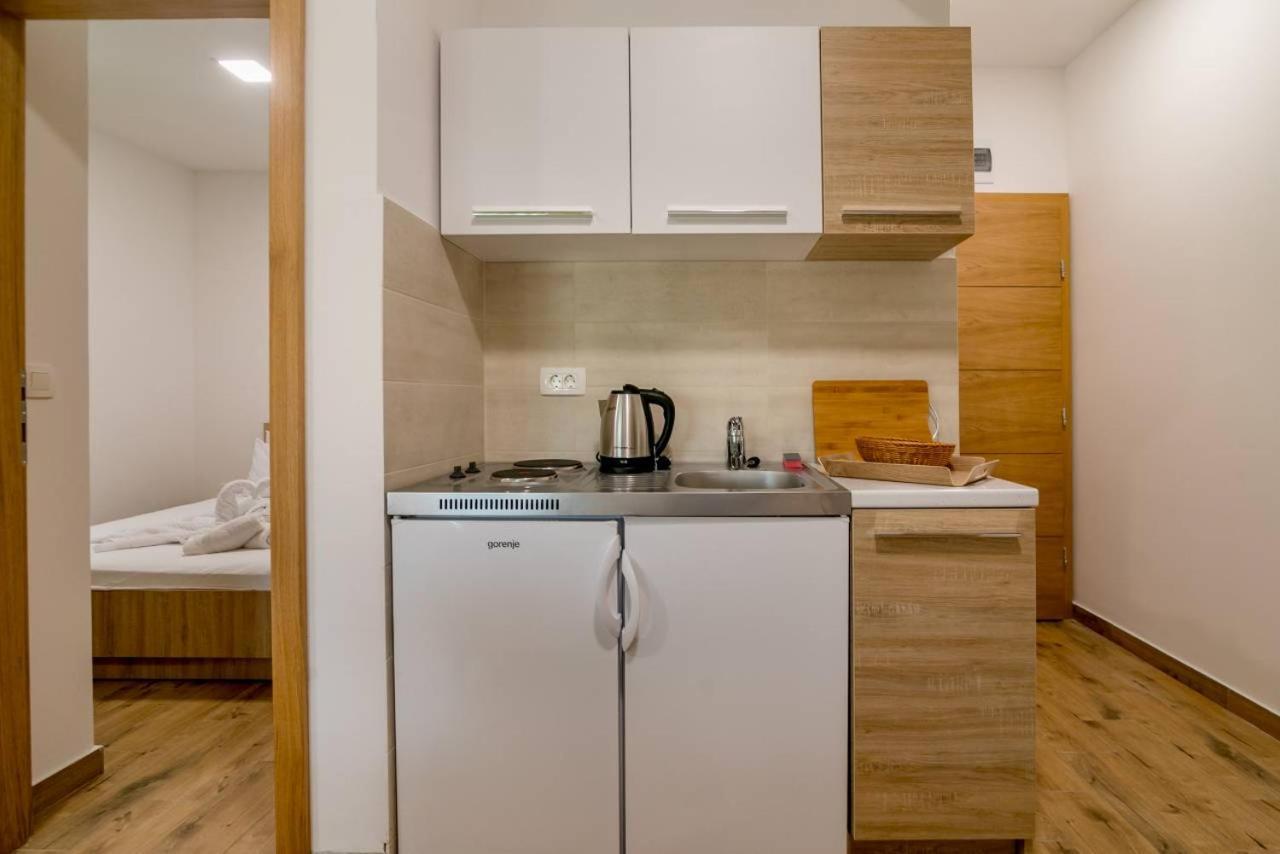 Apartmani Luka Meljine Exterior photo