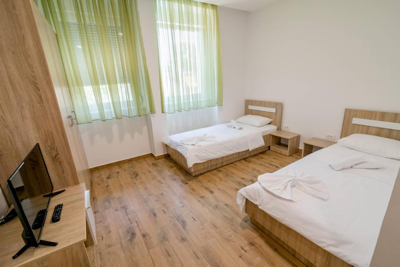 Apartmani Luka Meljine Exterior photo